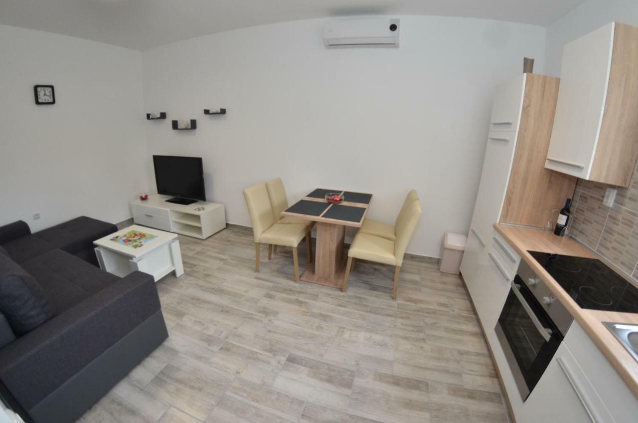 Apartman Mia Pula Exterior photo
